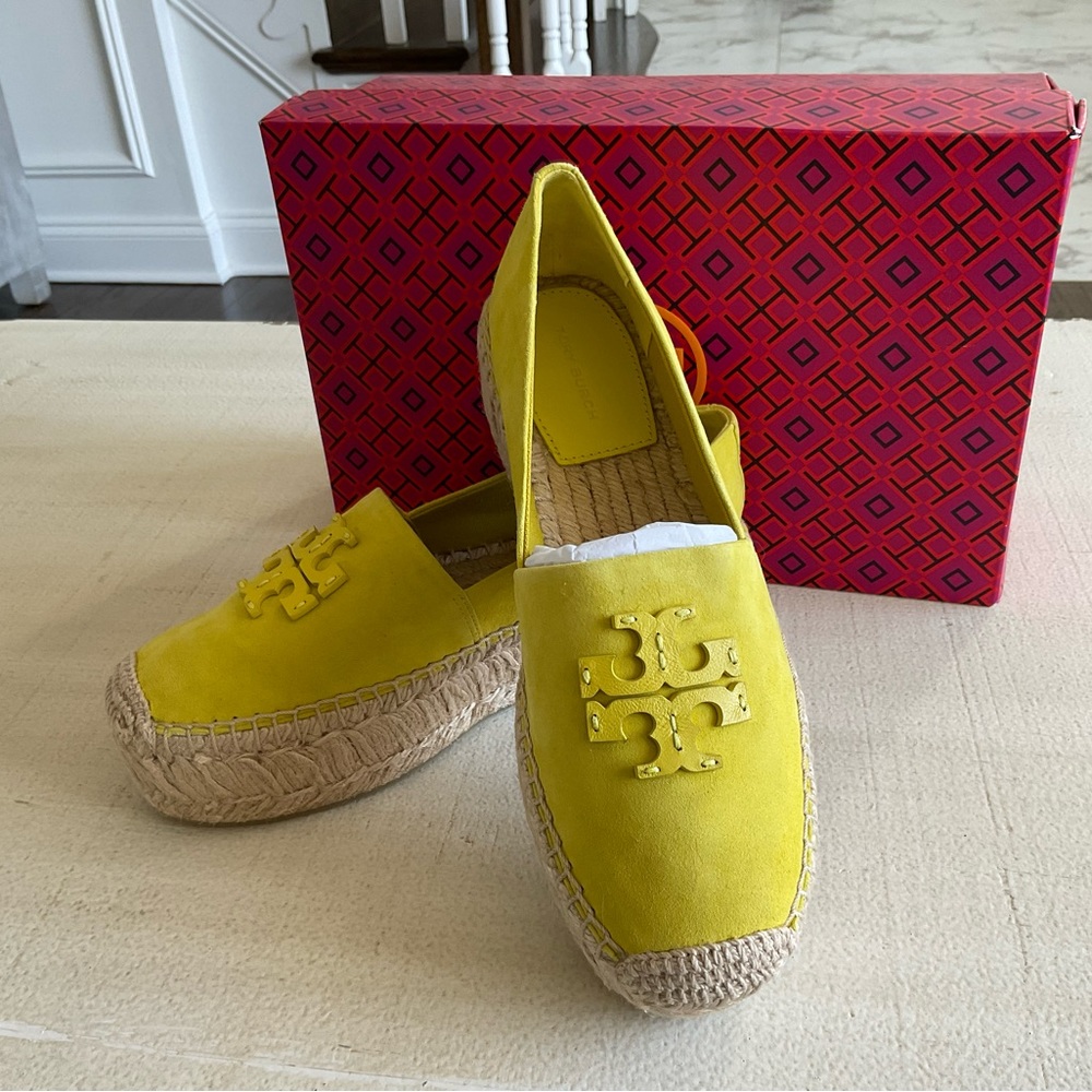 Tory Burch - Picture 2 of 4